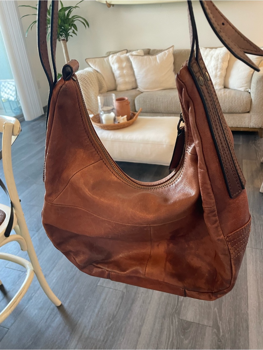Frye Chestnut Quilted Leather Hobo Bag - Picture 4 of 4